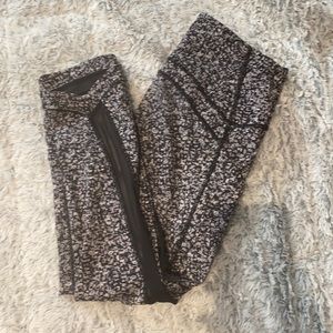 Lulu mesh floral leggings